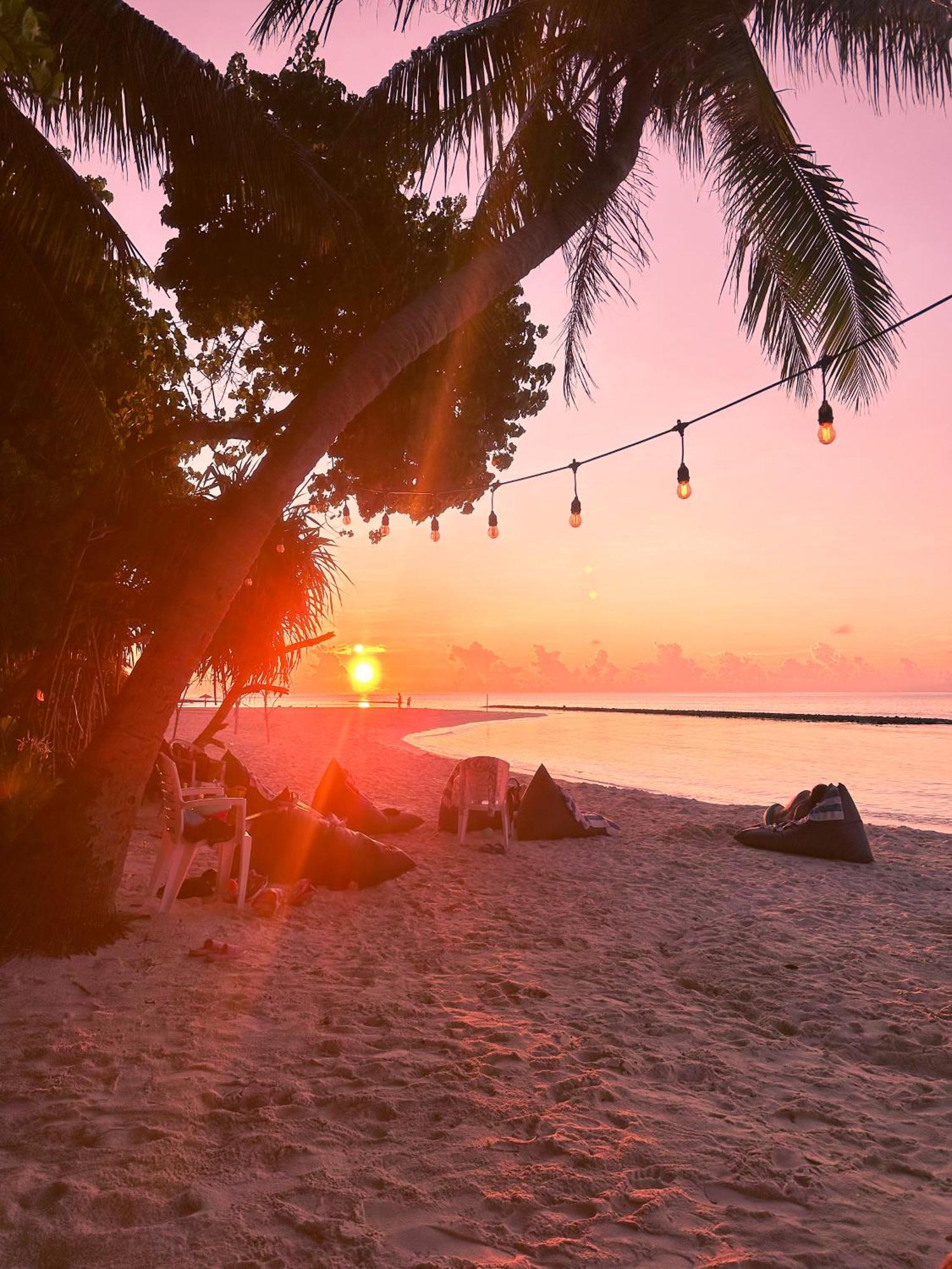 Konukevi Thundi Sea View 3*