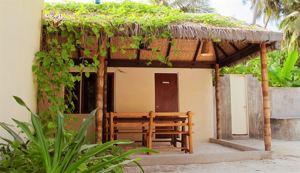 Konukevi Thundi Sea View 3*