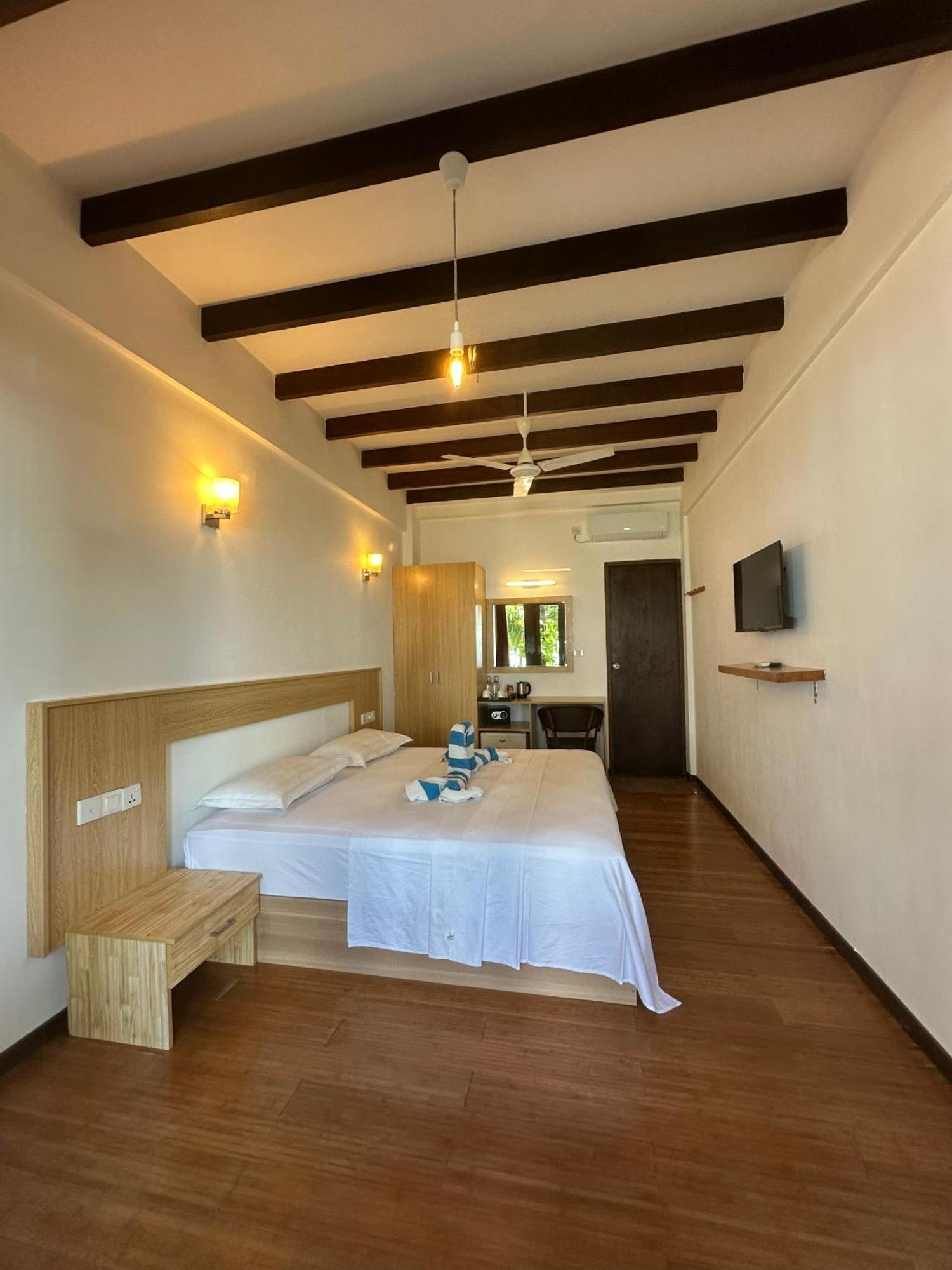 Thundi Sea View 3* Fulidhoo