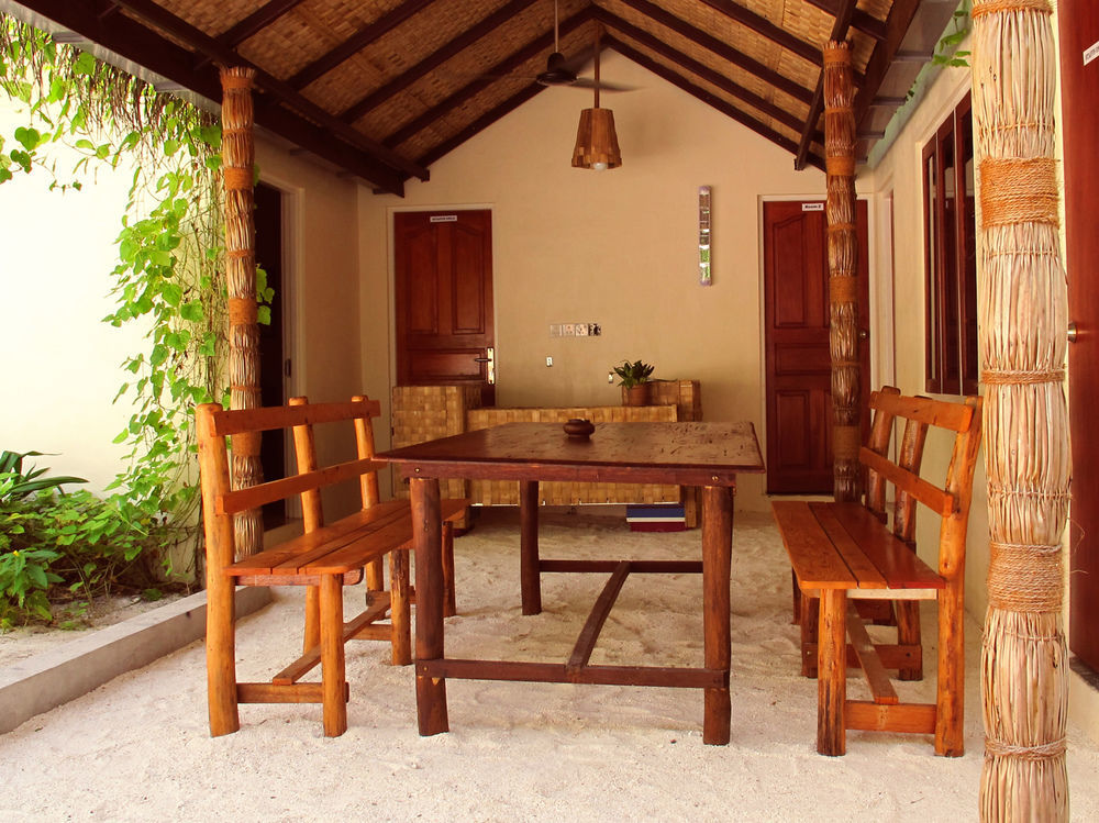 Pensiune Thundi Sea View 3*